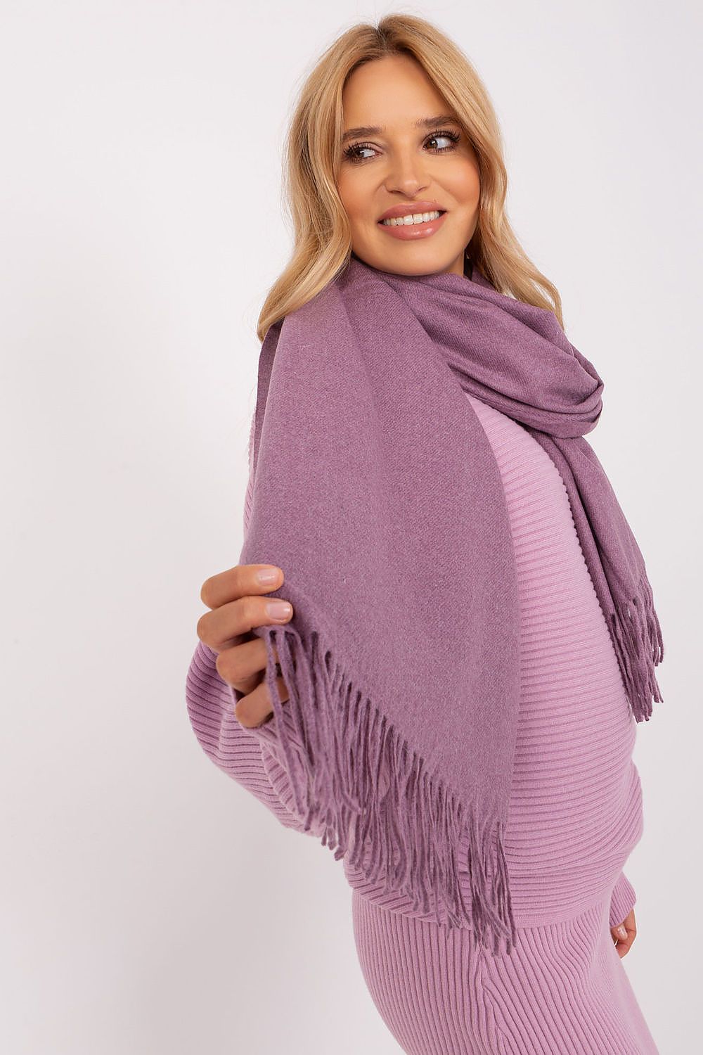 Scialle model 187603 AT
