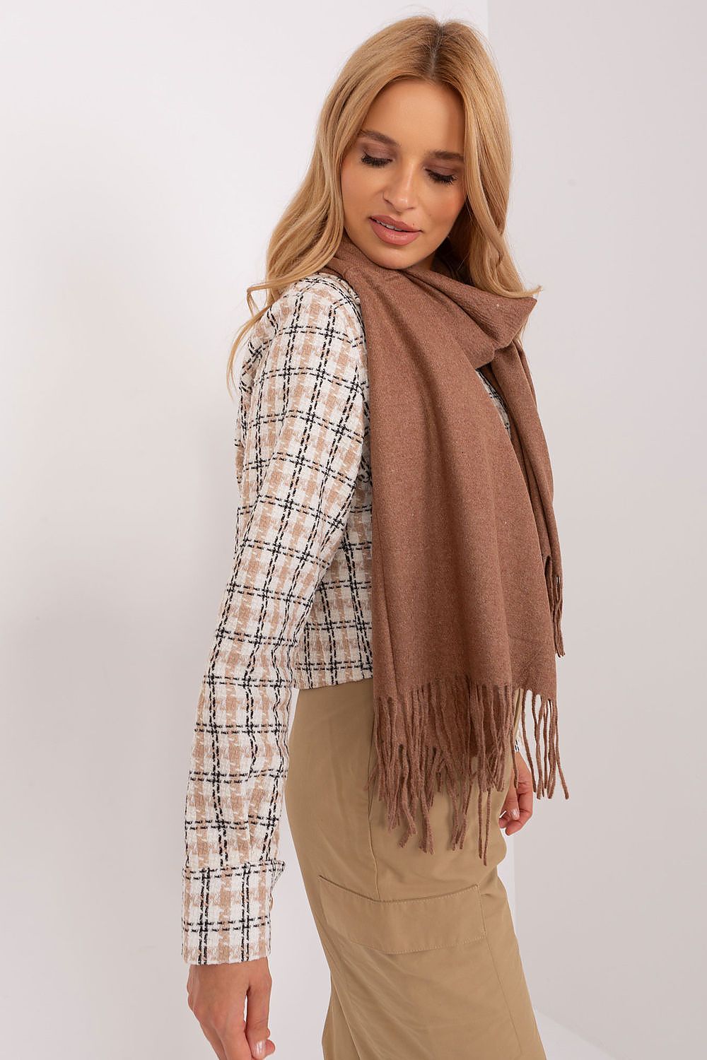 Scialle model 187605 AT