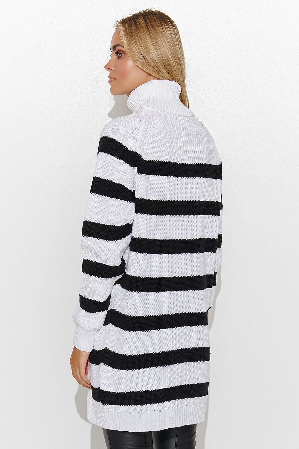 Collo alto model 187973 Makadamia