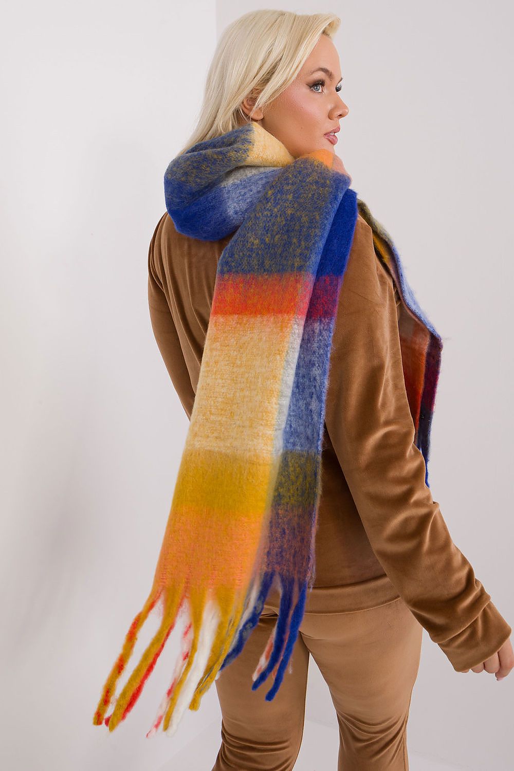 Scialle model 190538 AT