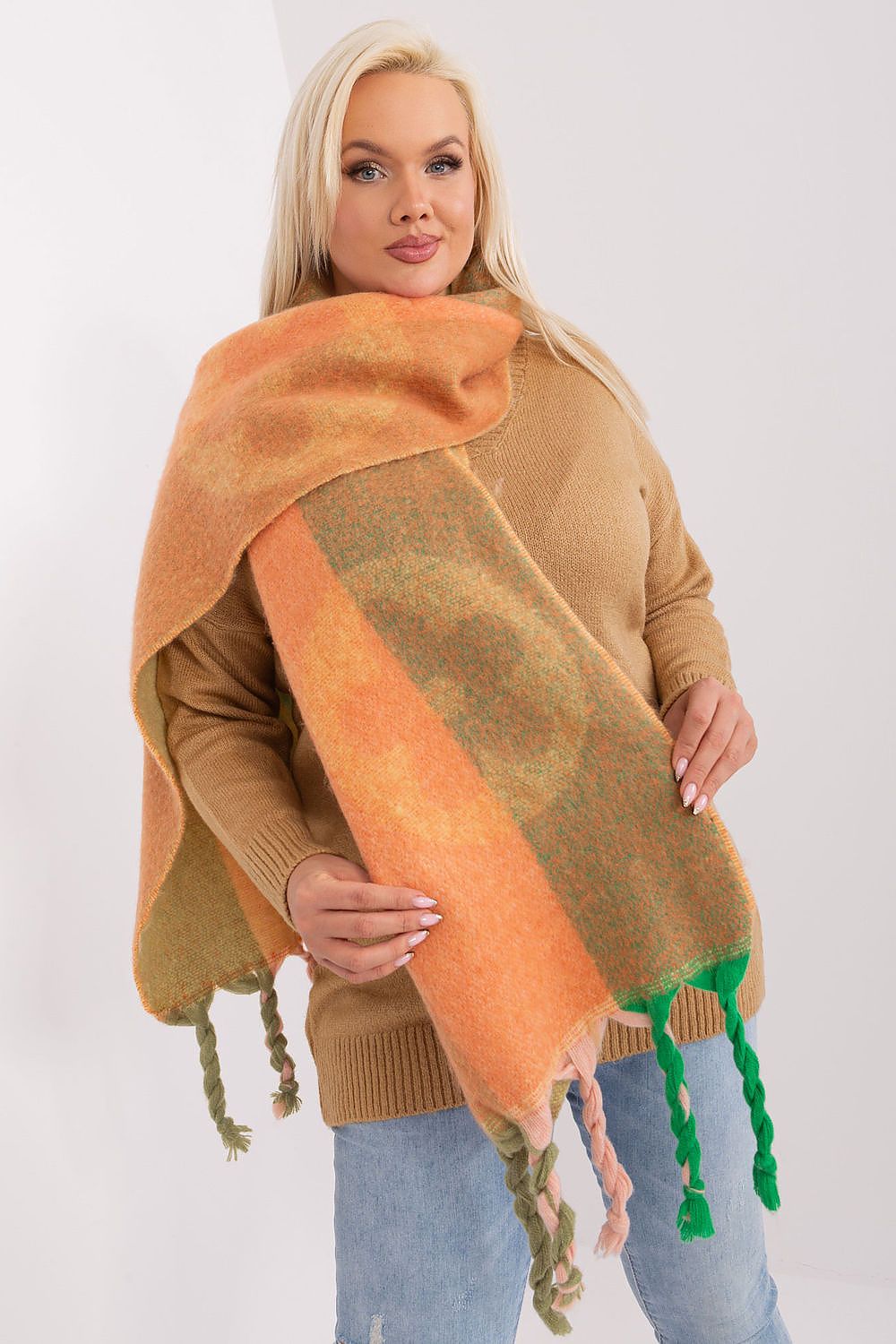 Scialle model 190546 AT