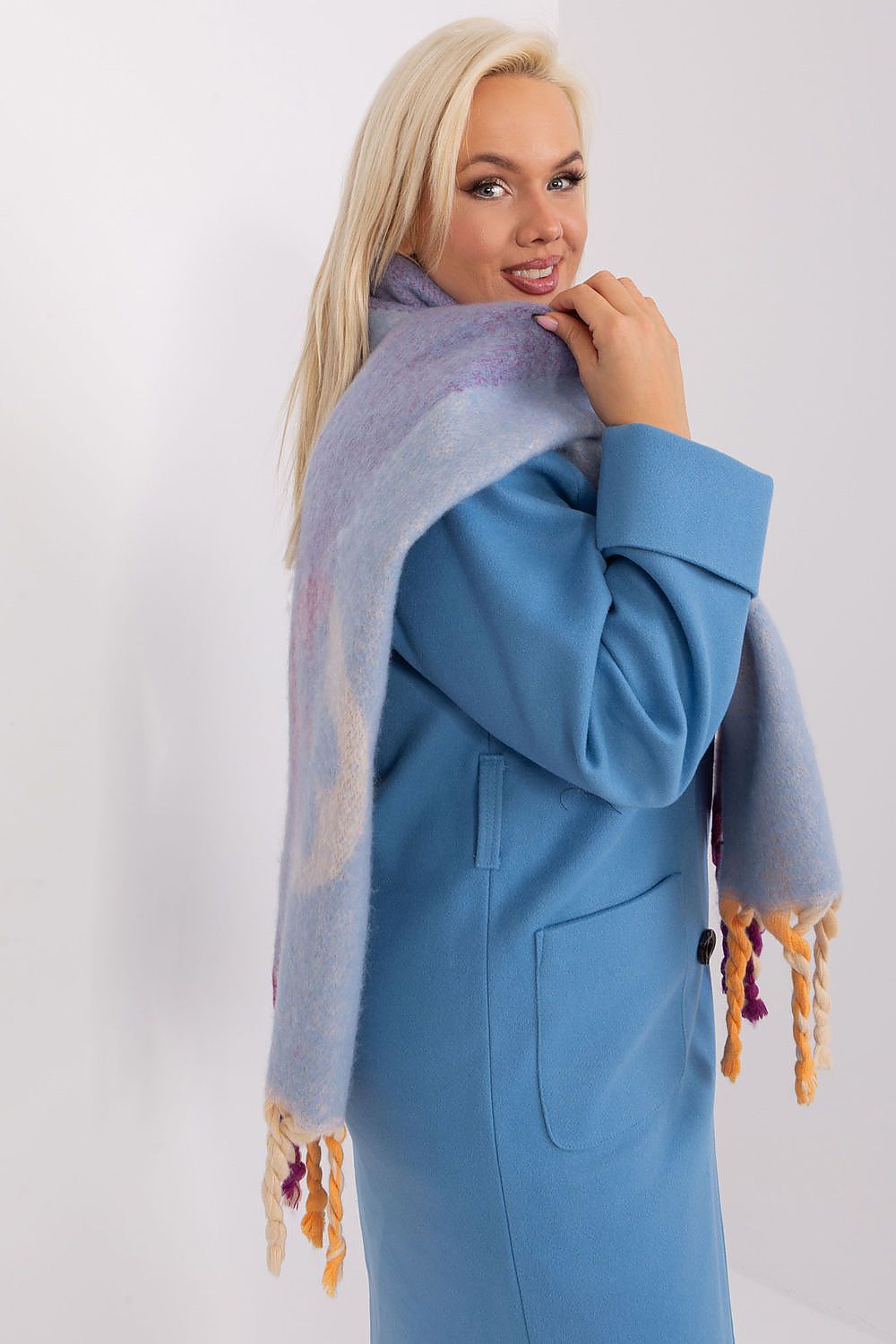 Scialle model 190548 AT