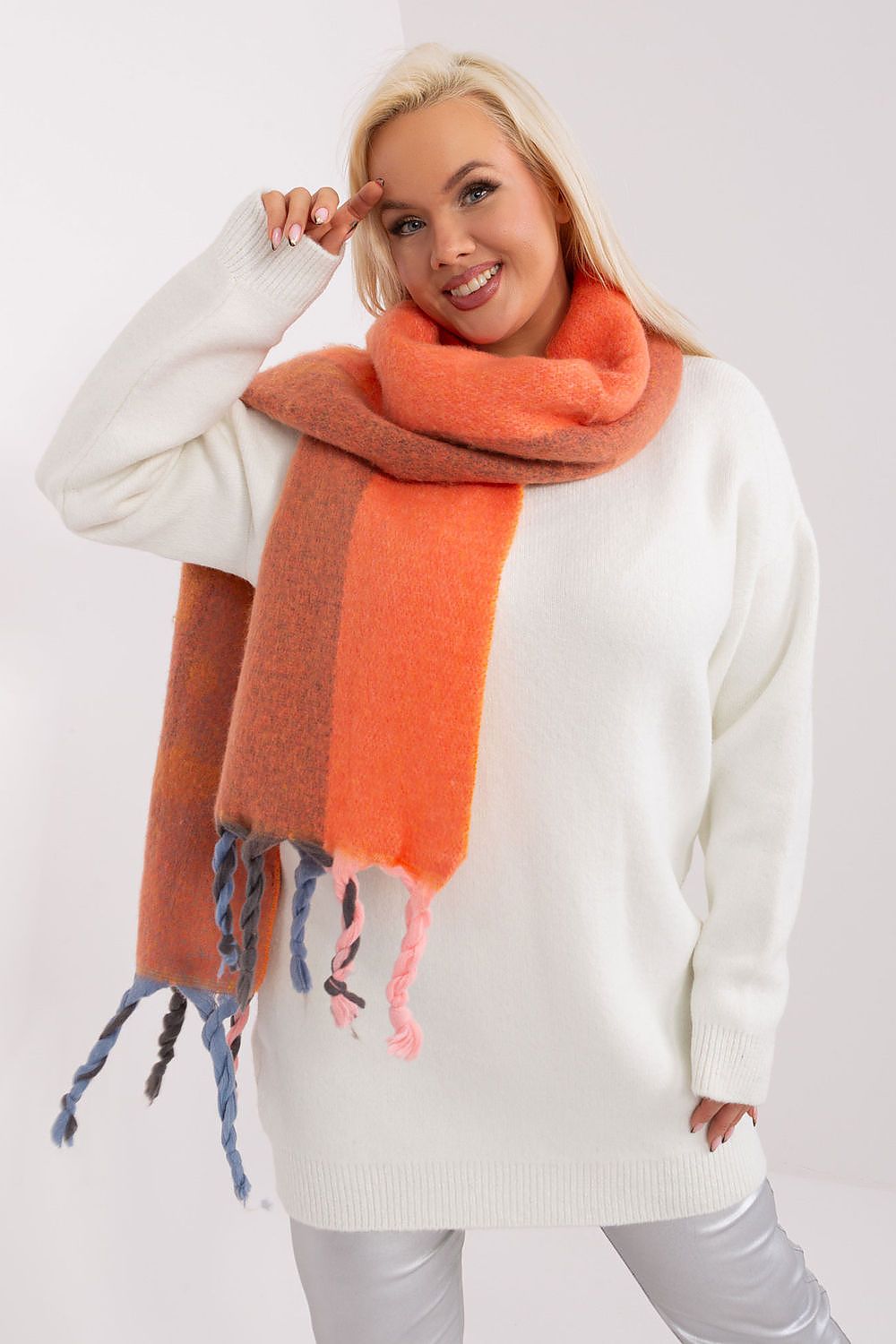 Scialle model 190551 AT