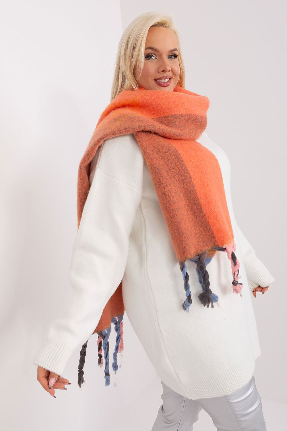 Scialle model 190551 AT