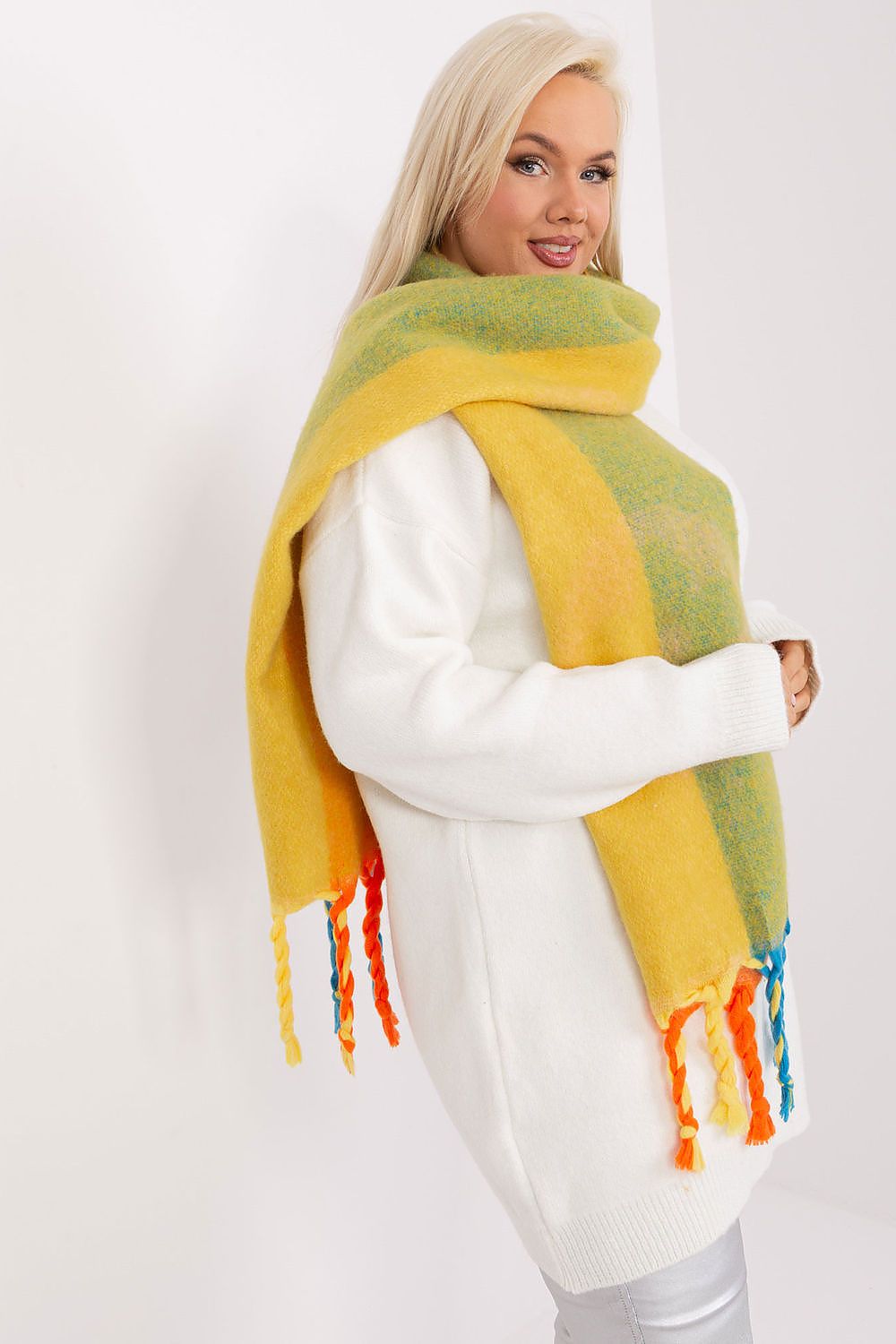 Scialle model 190556 AT