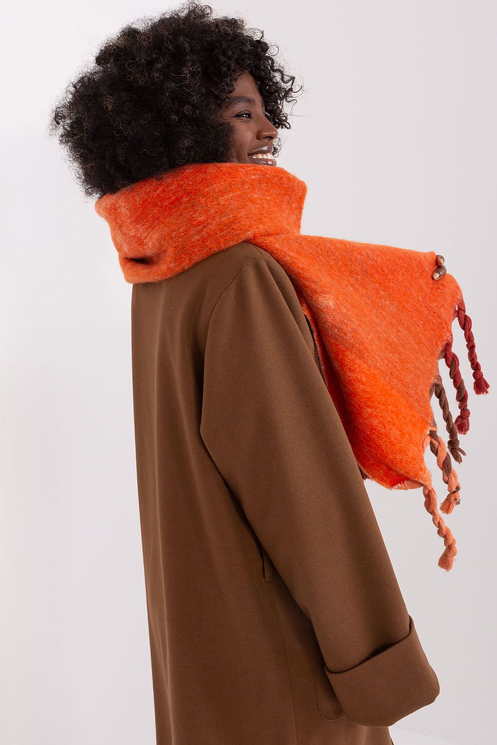 Scialle model 190557 AT
