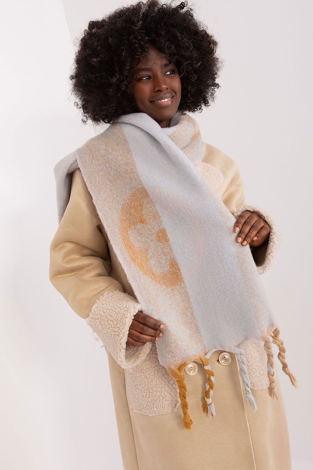 Scialle model 190559 AT