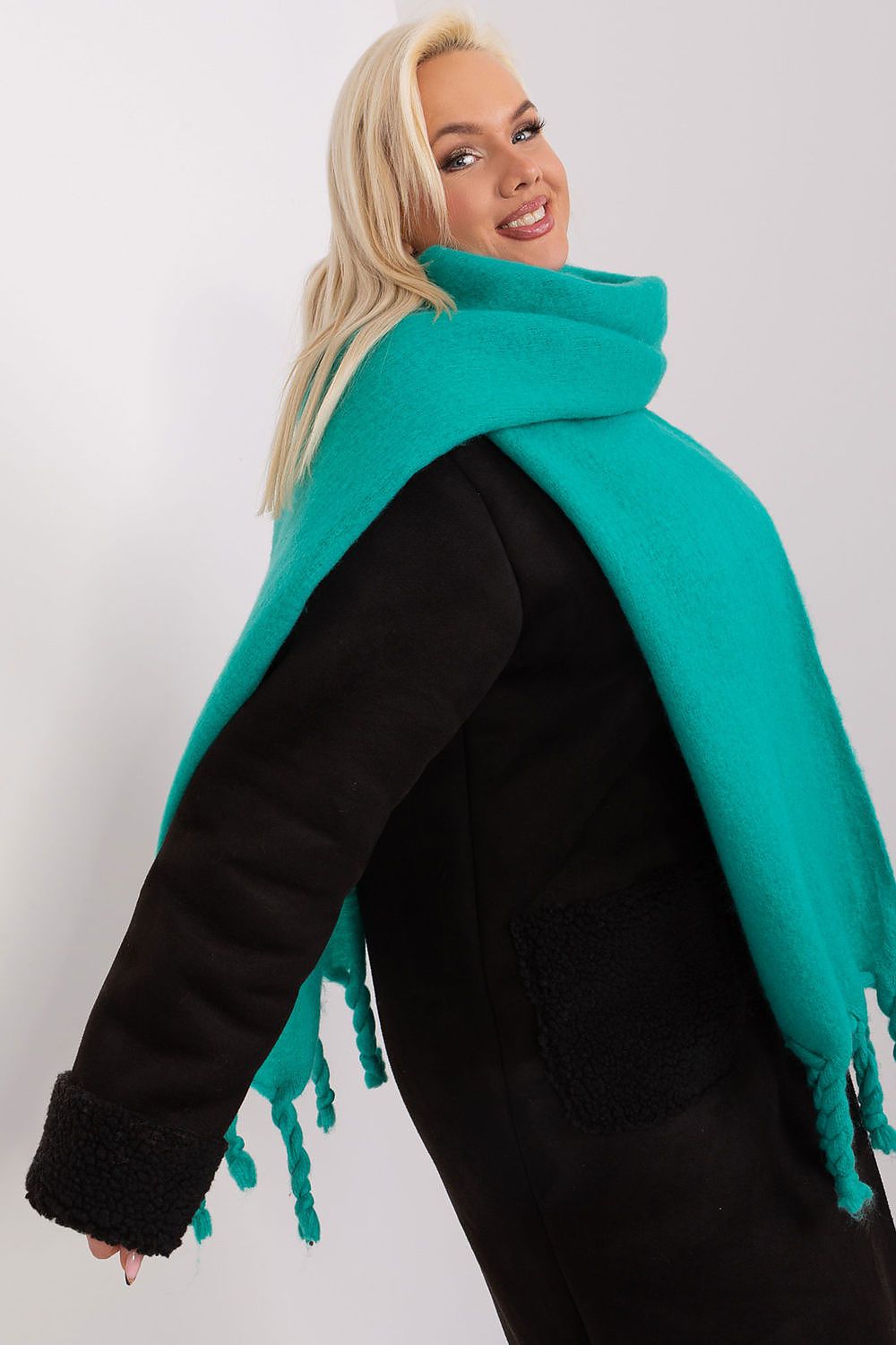 Scialle model 190572 AT