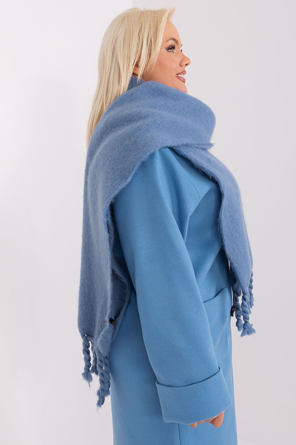 Scialle model 190575 AT