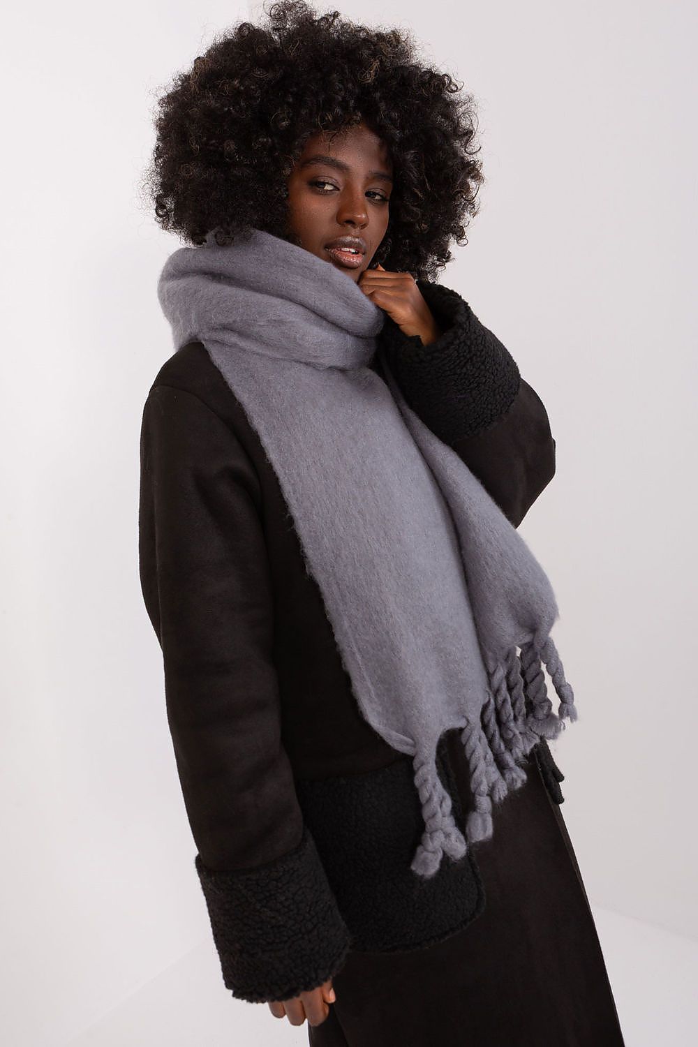 Scialle model 190582 AT