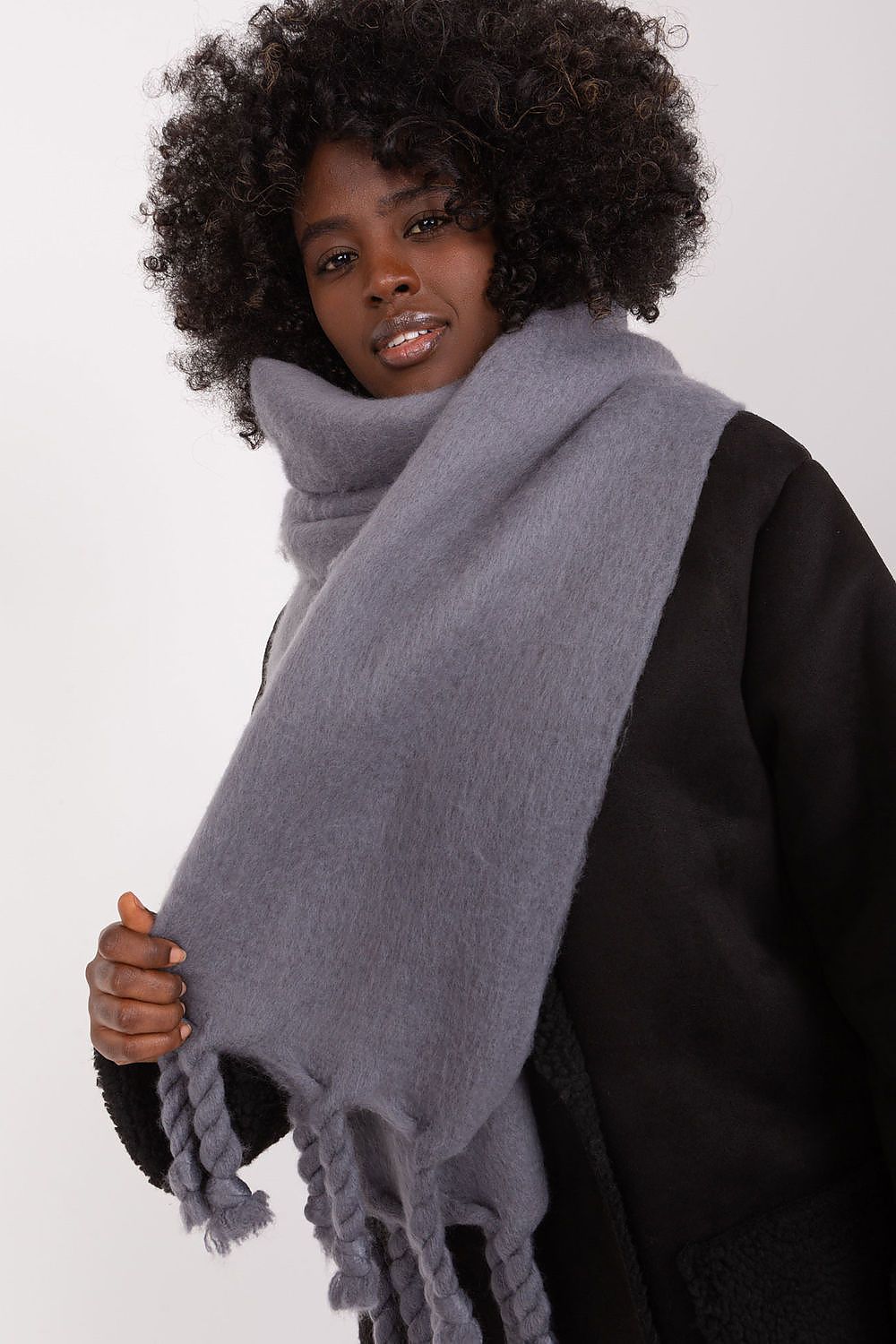 Scialle model 190582 AT