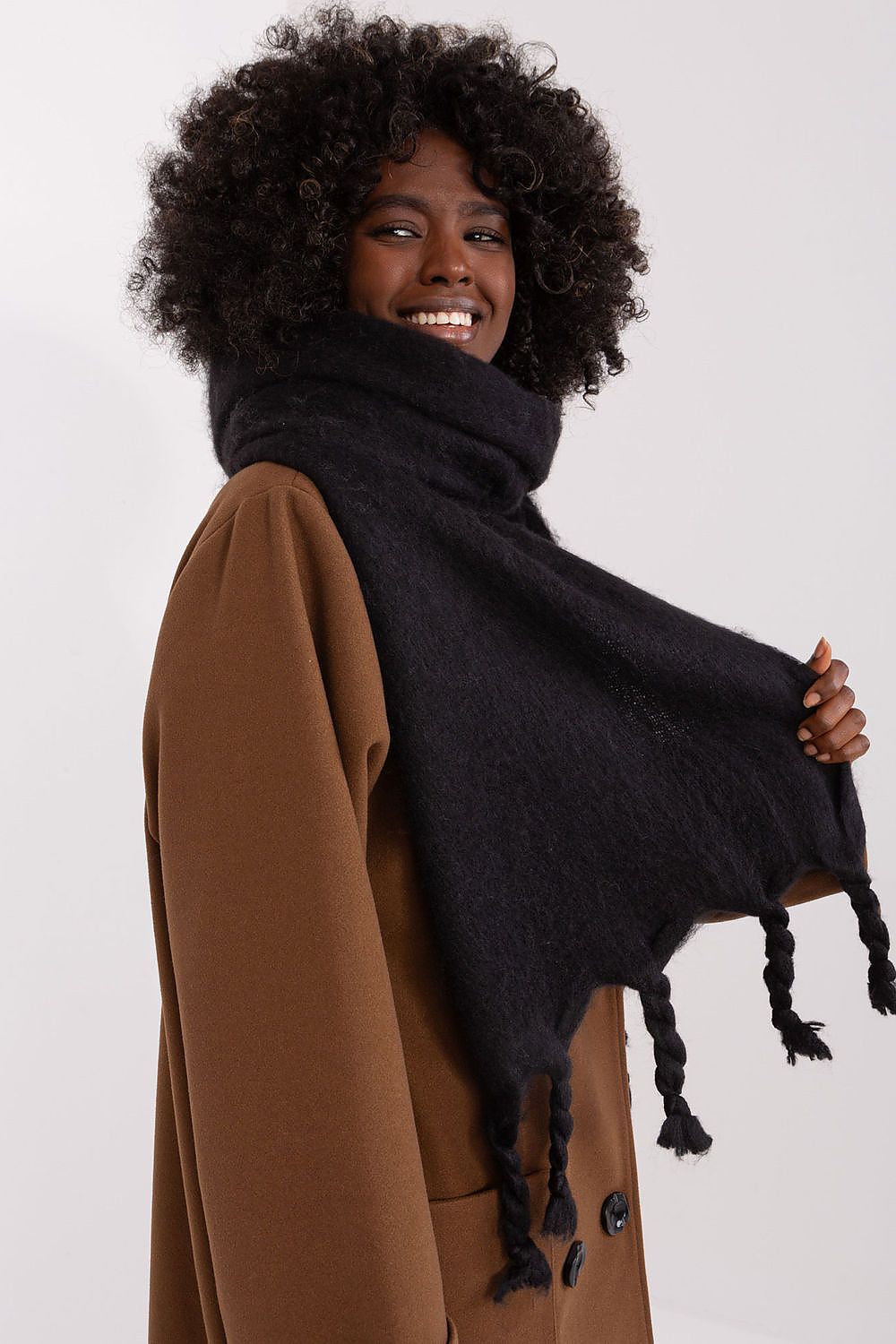Scialle model 190585 AT