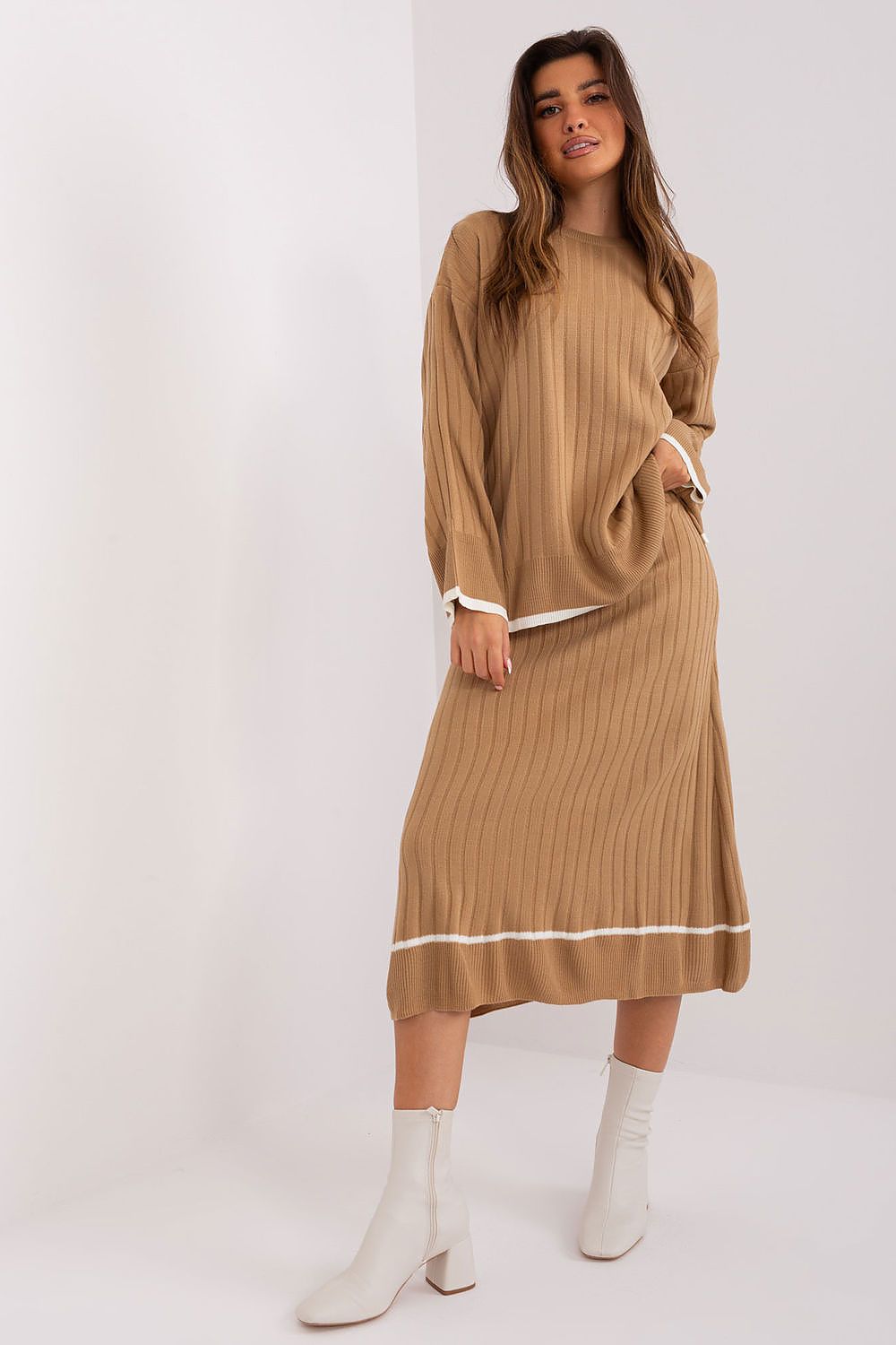 completo model 190779 Badu