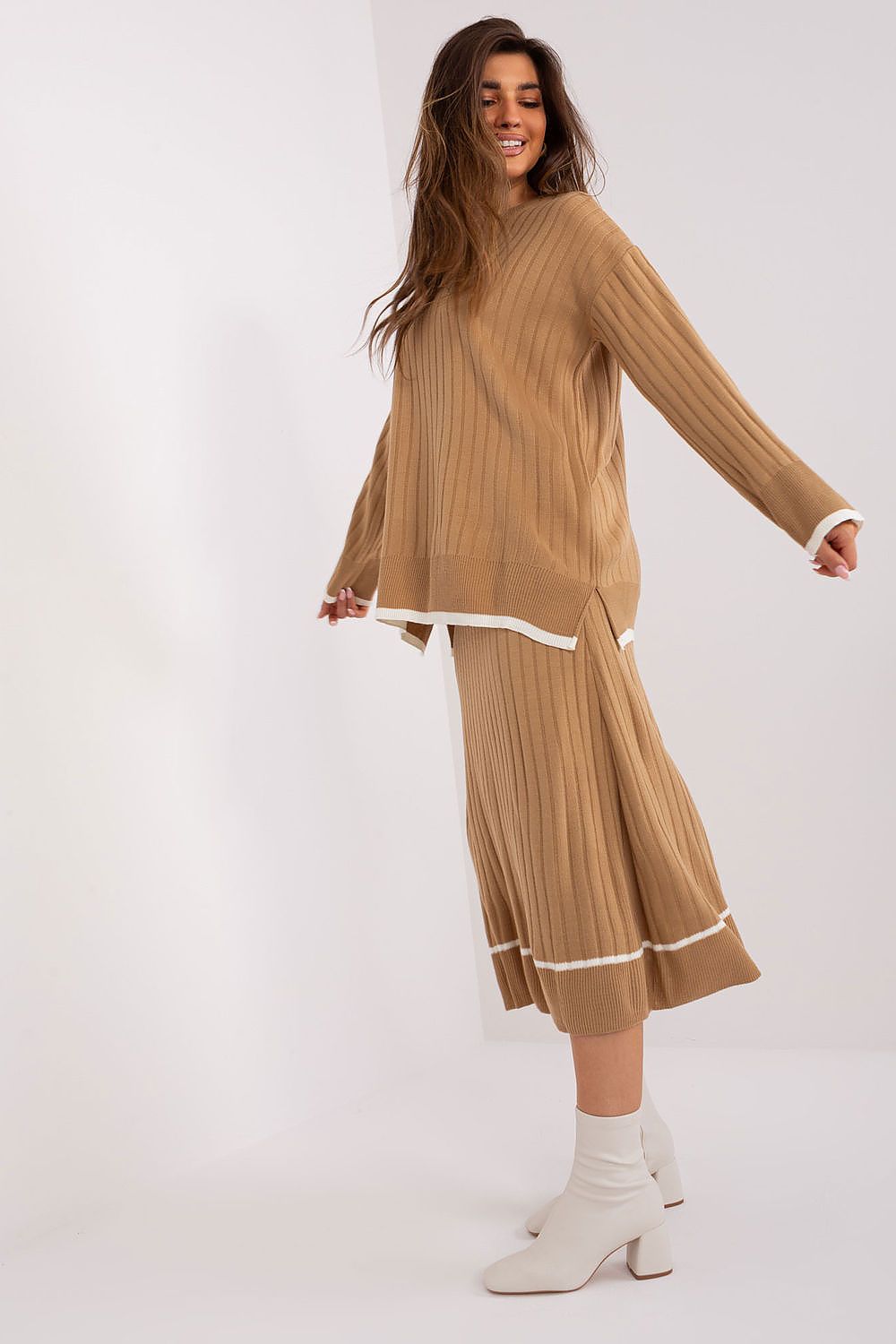 completo model 190779 Badu