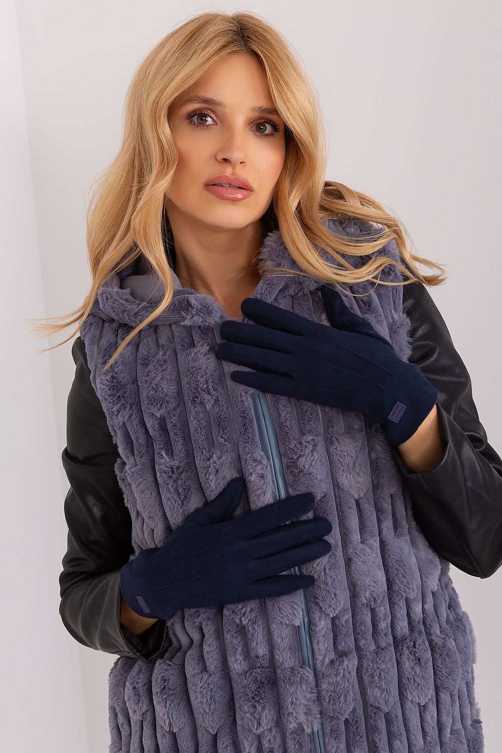 Guanti model 190802 AT