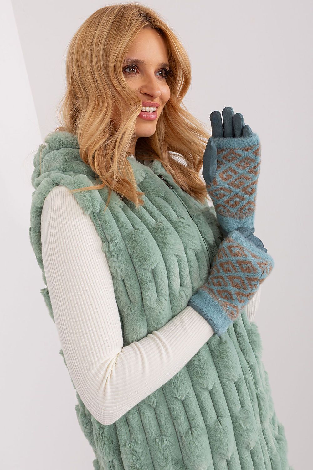 Guanti model 190821 AT