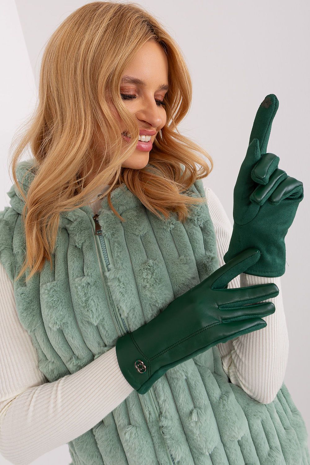 Guanti model 190850 AT