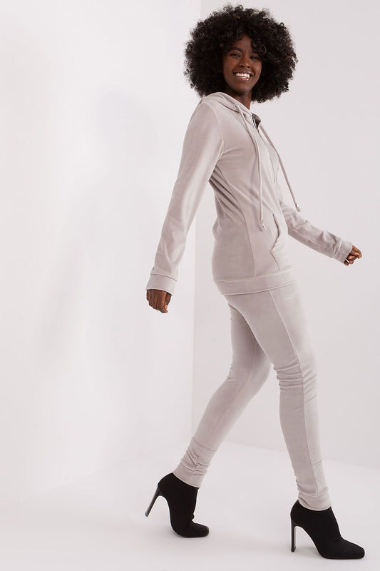 completo model 191131 Relevance