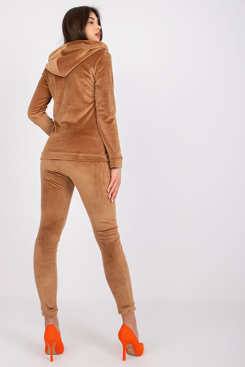 completo model 191132 Relevance