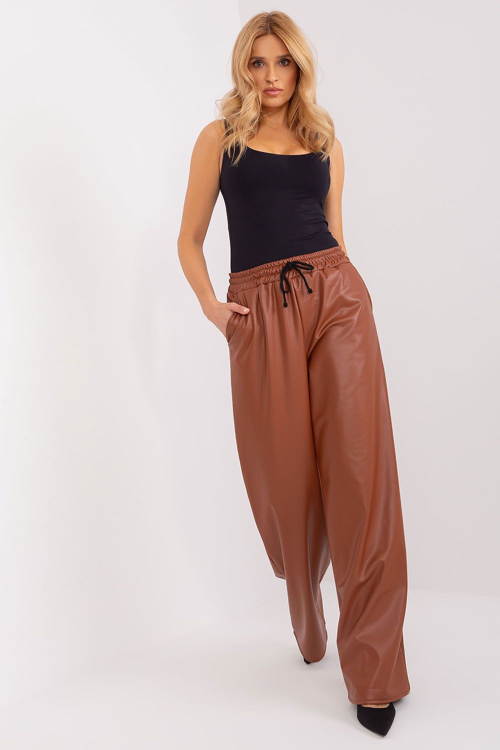 Pantaloni lunghi model 191564 Lakerta