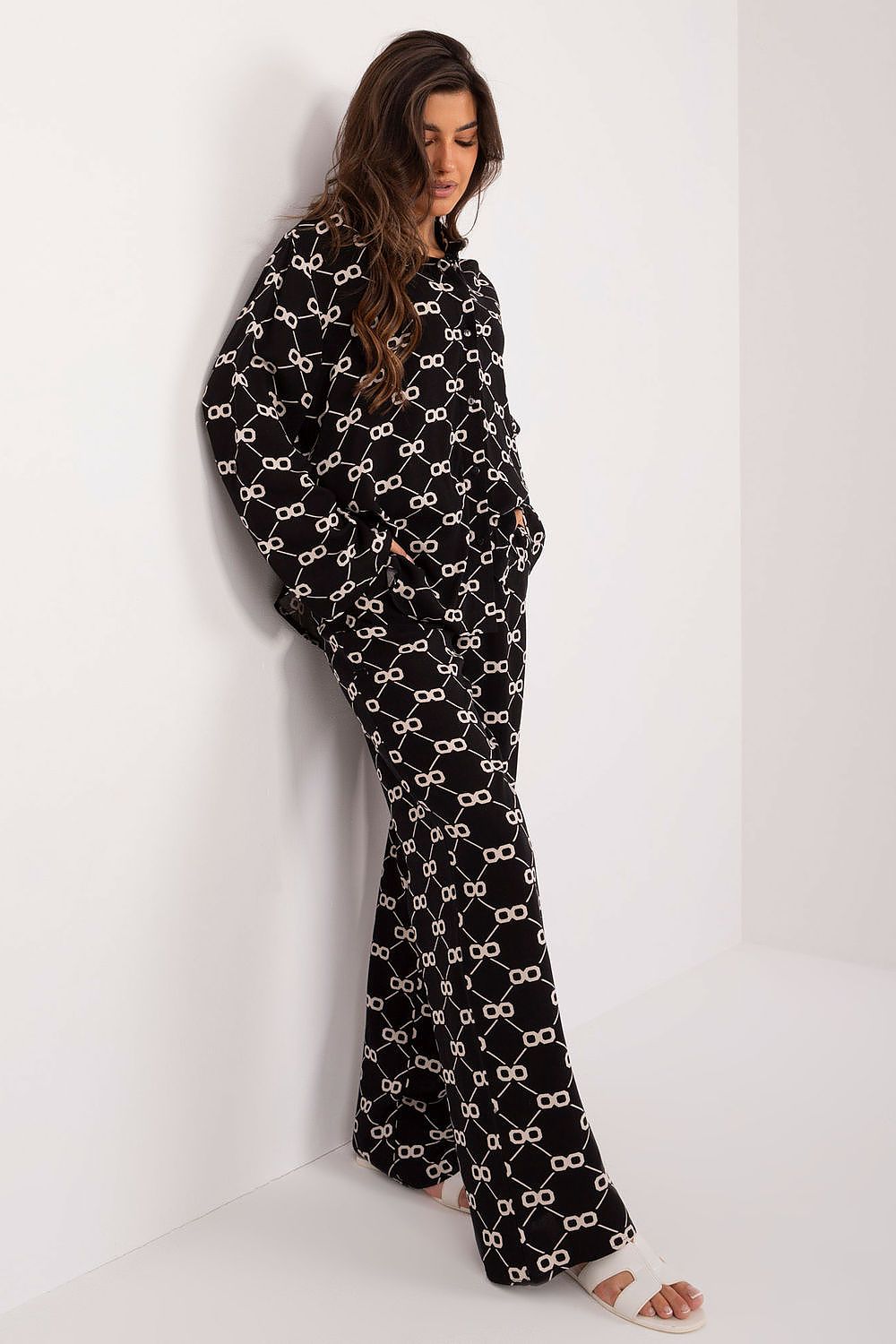 completo model 197731 Lakerta