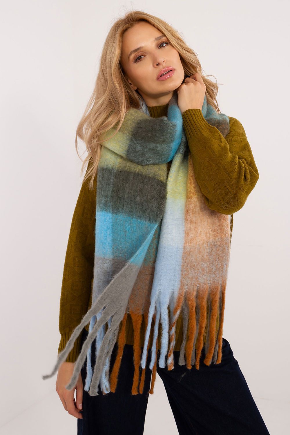 Scialle model 200279 AT