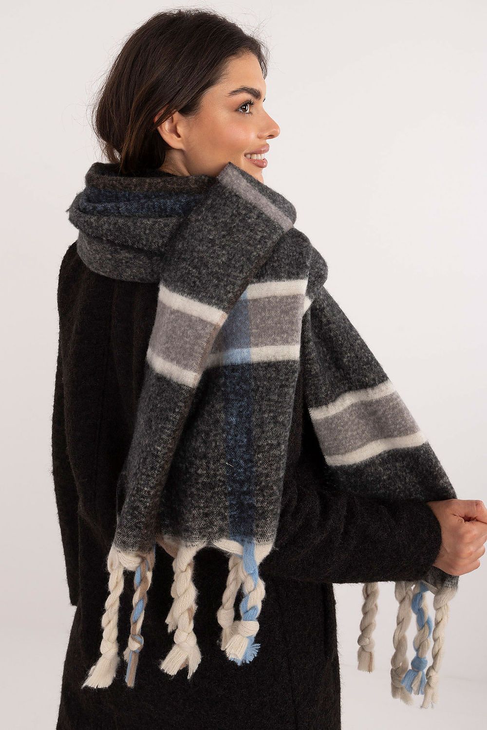 Scialle model 202575 AT