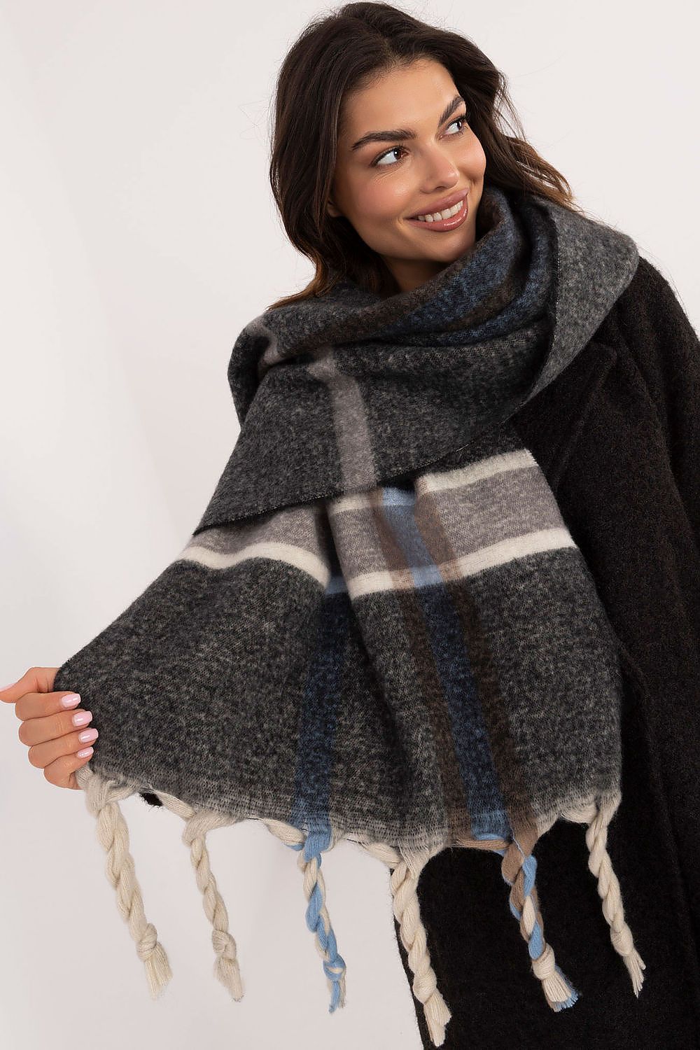 Scialle model 202575 AT