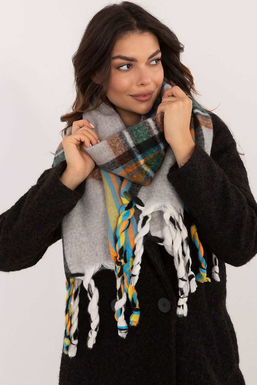 Scialle model 202583 AT