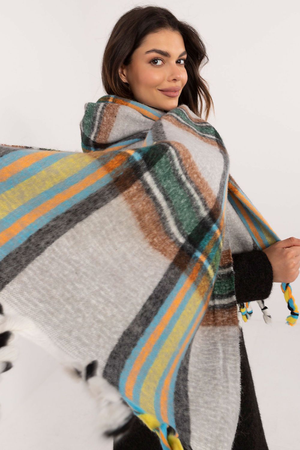 Scialle model 202583 AT