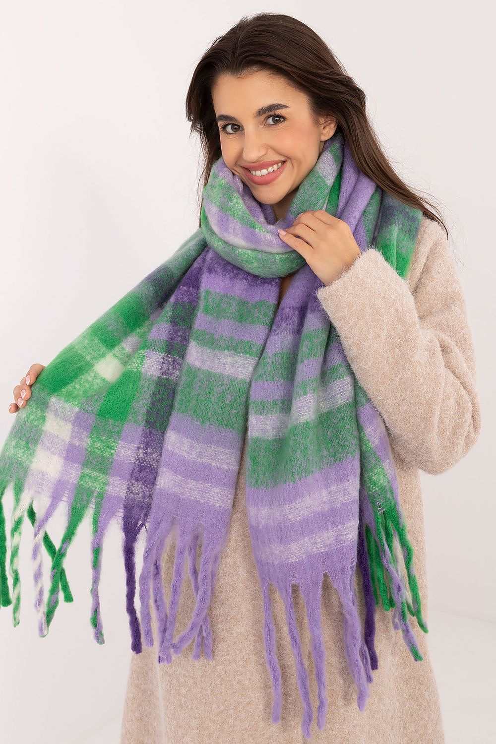Scialle model 203169 AT