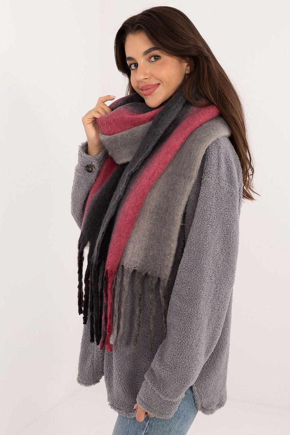 Scialle model 203182 AT