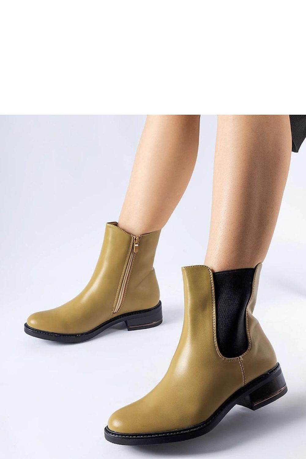 Scarpe con tacco model 204495 Solea