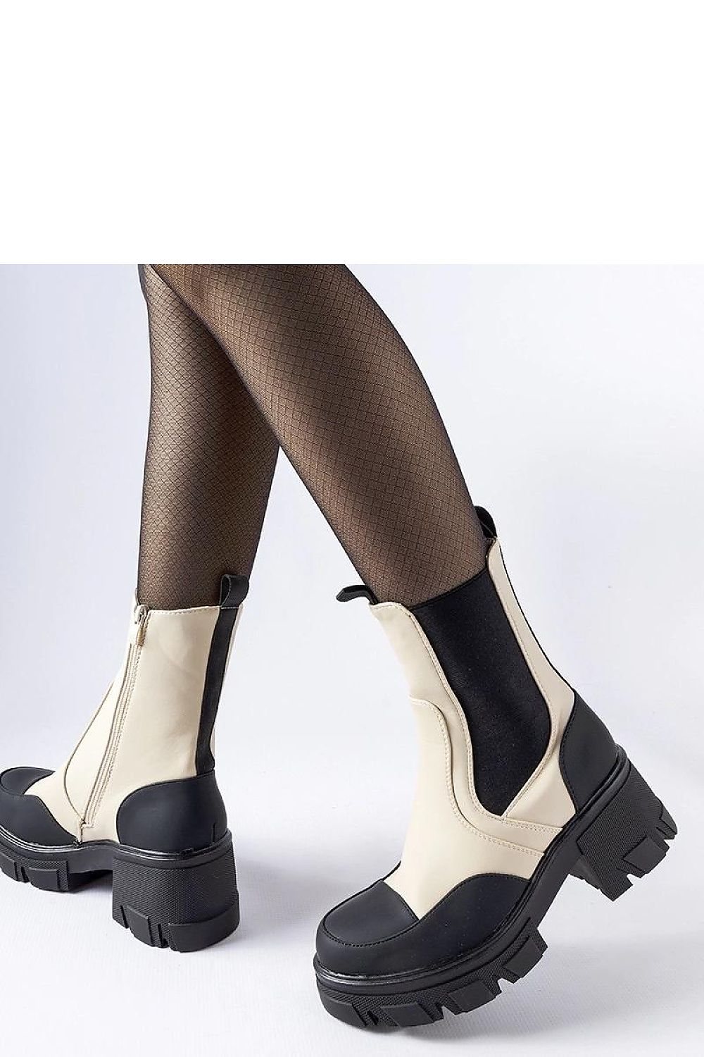 Scarpe con tacco model 204608 Solea