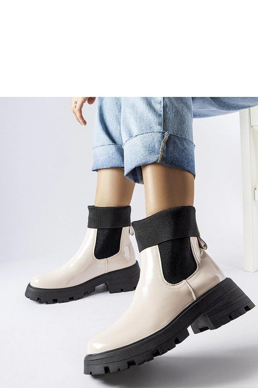 Scarpe con tacco model 204616 Solea