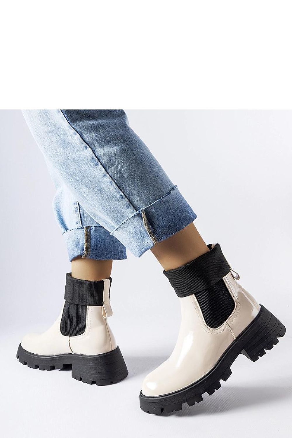 Scarpe con tacco model 204616 Solea