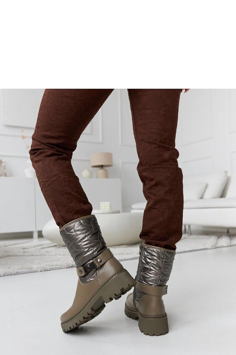 Scarpe con tacco model 205051 Solea