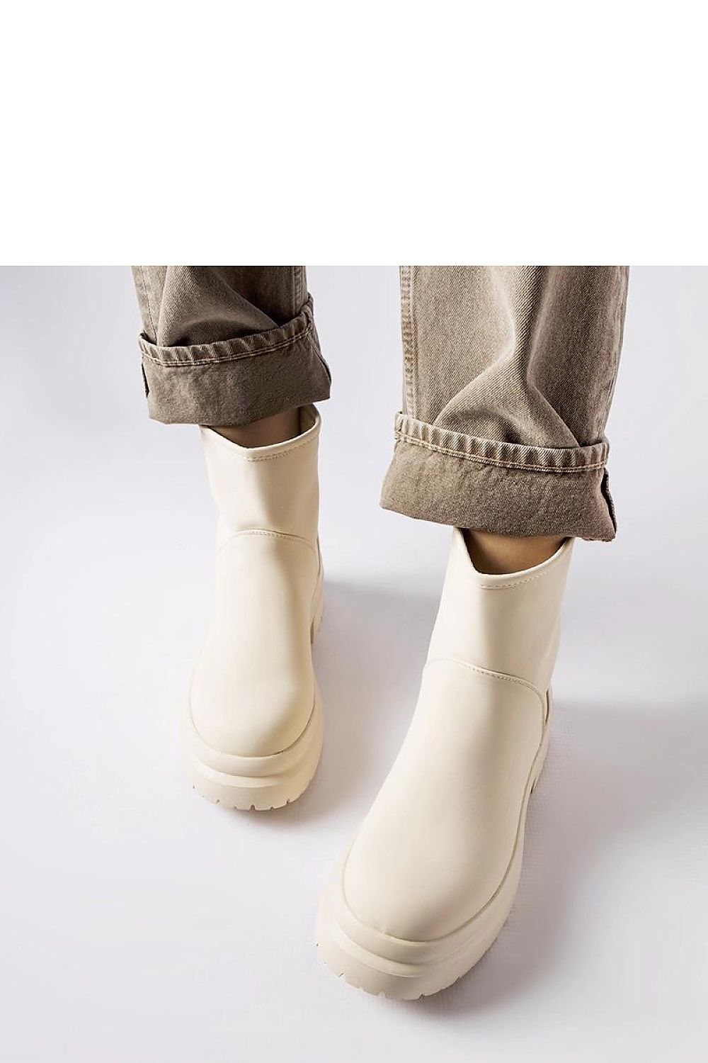 Scarpe con tacco model 205111 Solea