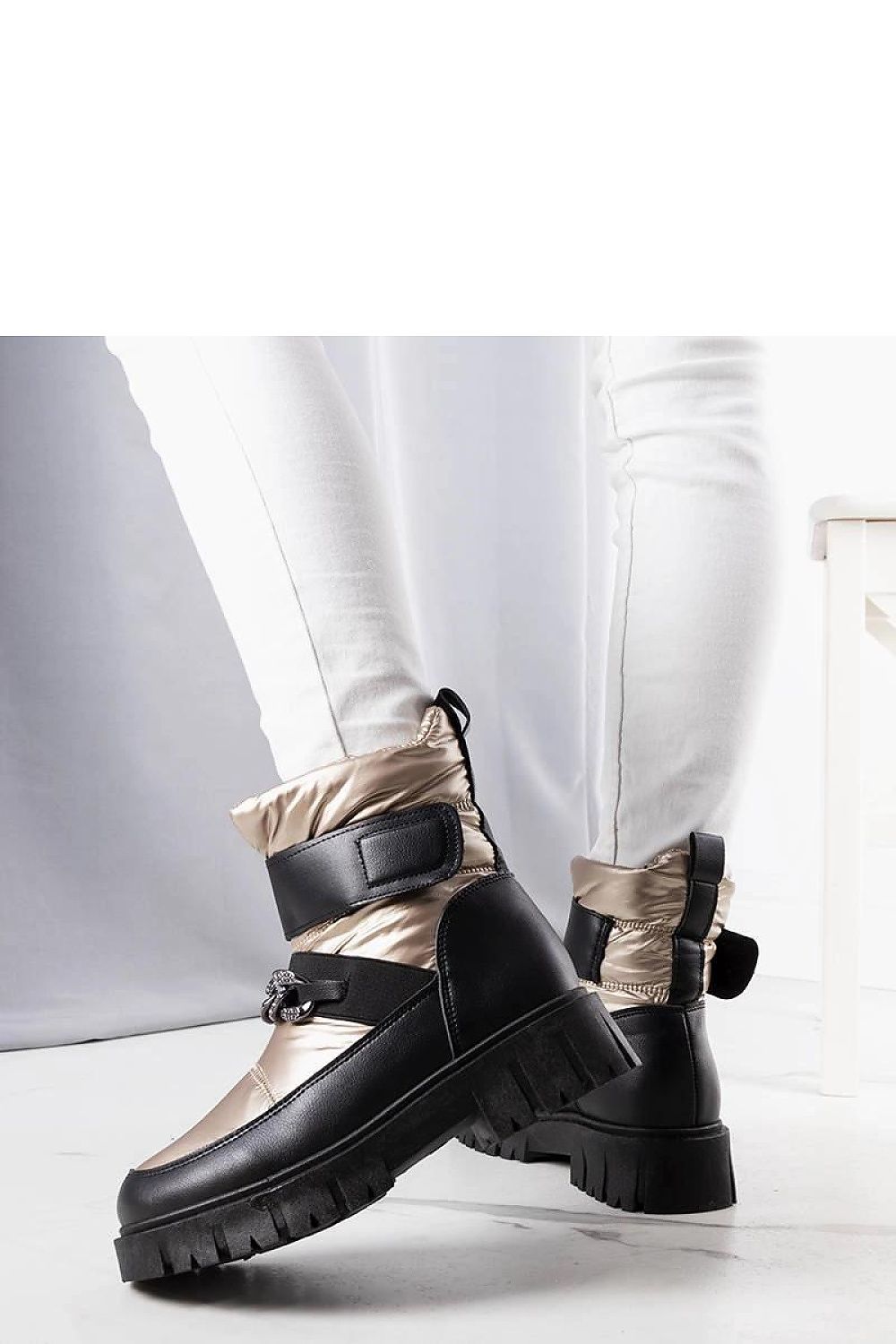 Scarpe con tacco model 205141 Solea