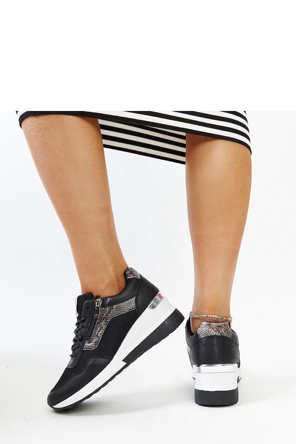 Sneakers model 207358 Solea