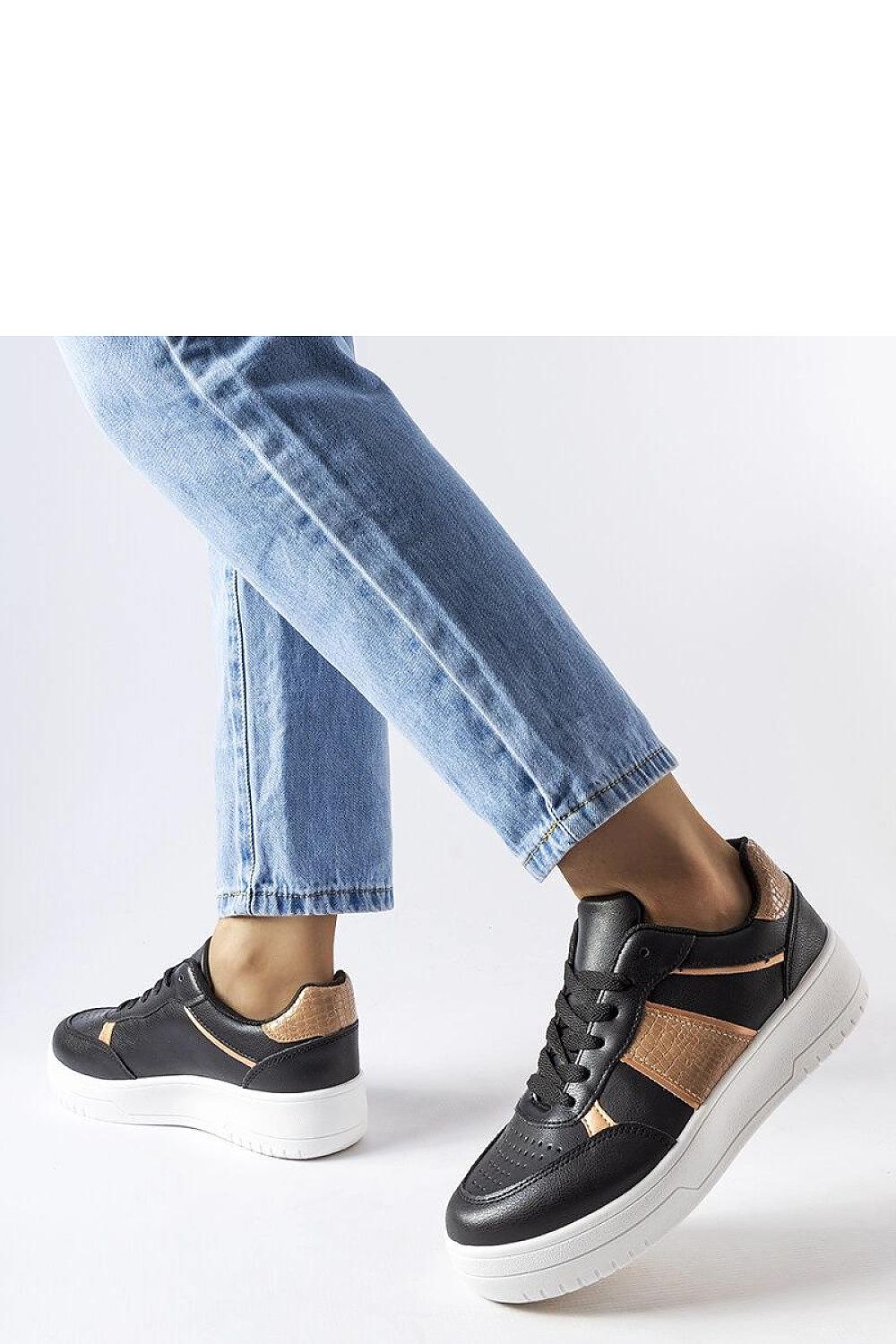 Sneakers model 207745 Solea