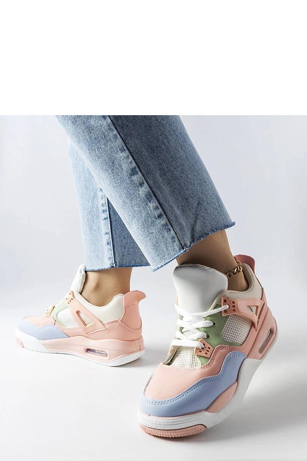 Sneakers model 207817 Solea