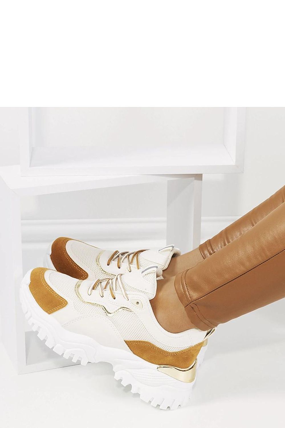 Sneakers model 208049 Solea