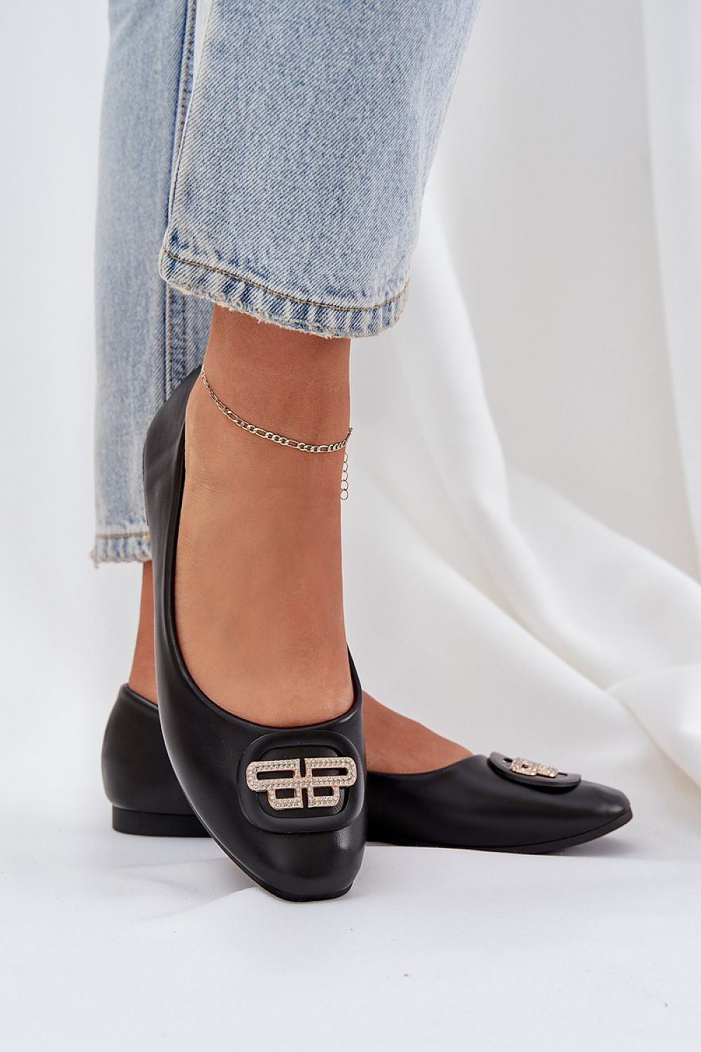 Ballerine model 208453 Step in style