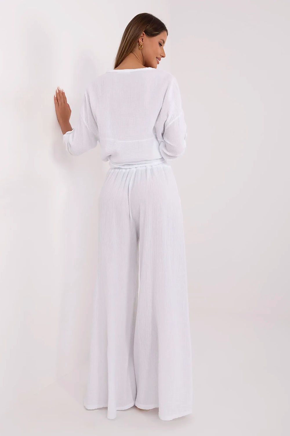 Pantaloni da donna model 211273 Italy Moda