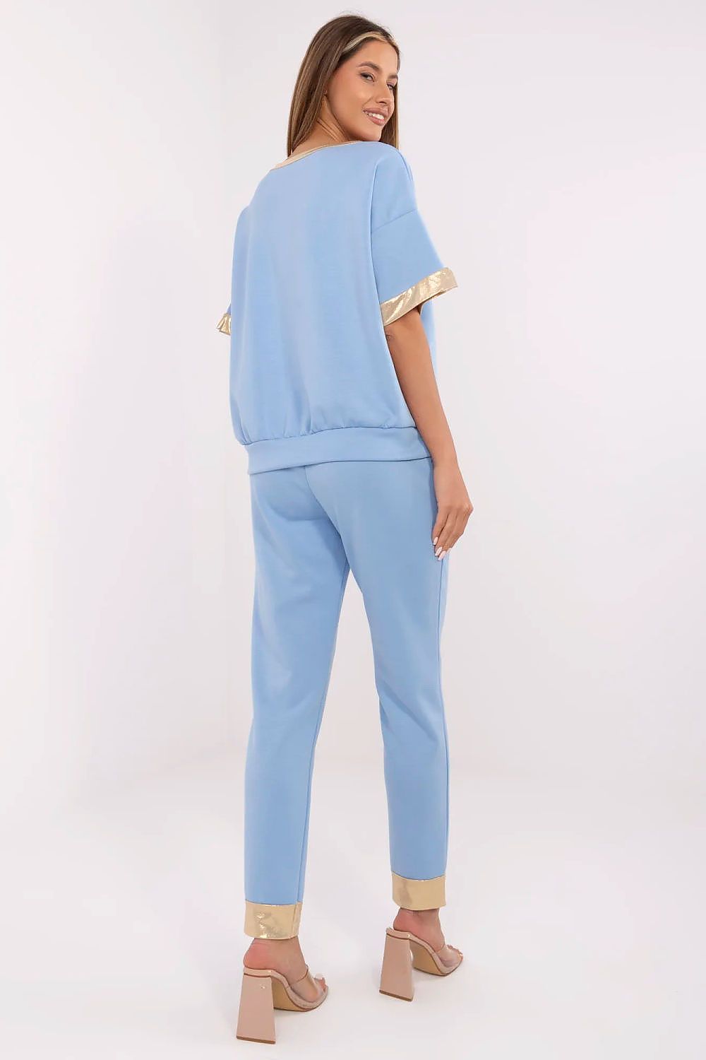 completo model 212053 Italy Moda