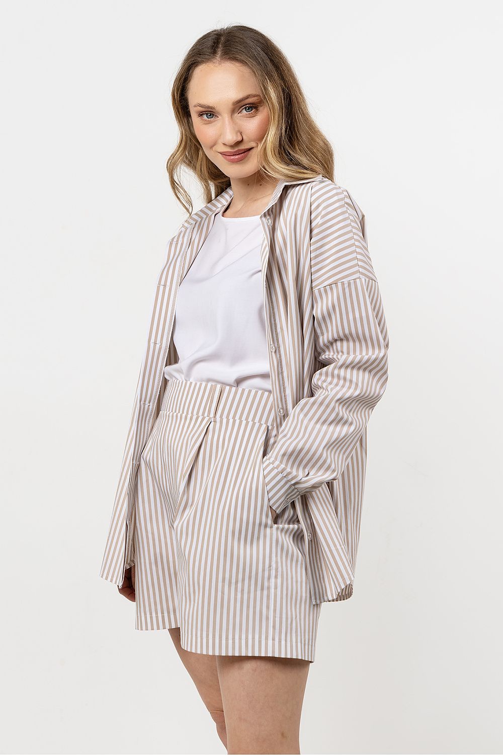 Camicia a manica lunga model 212201 awama