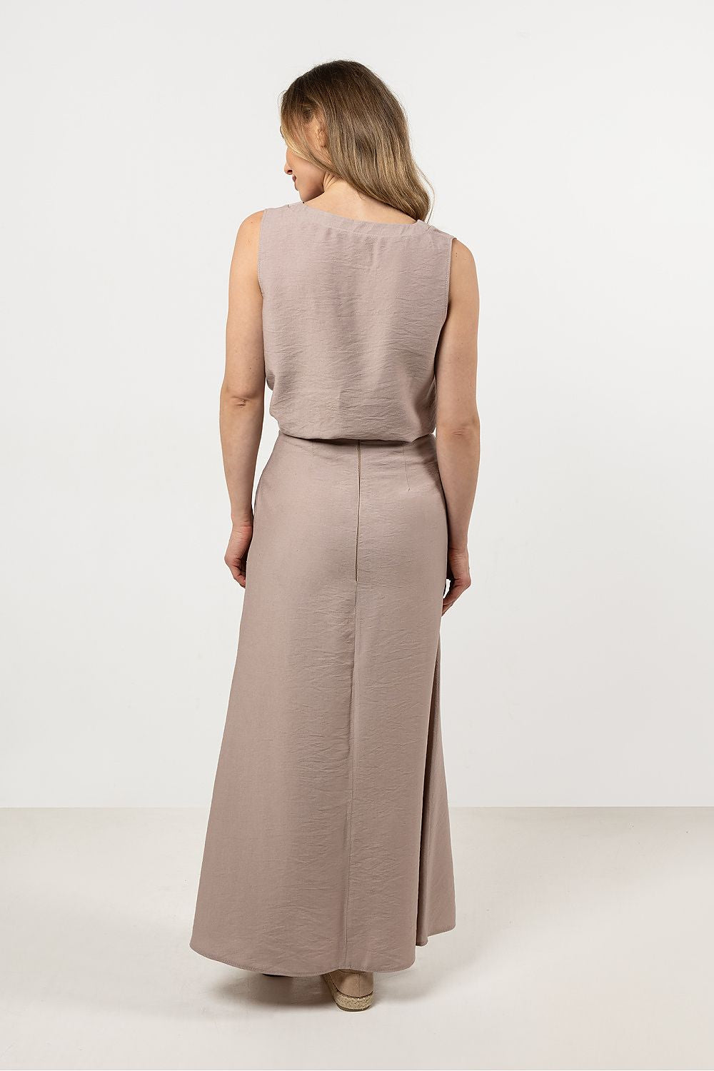 Gonna lunga model 212208 awama