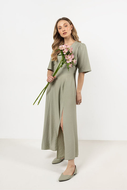 Vestito da giorno model 212213 awama