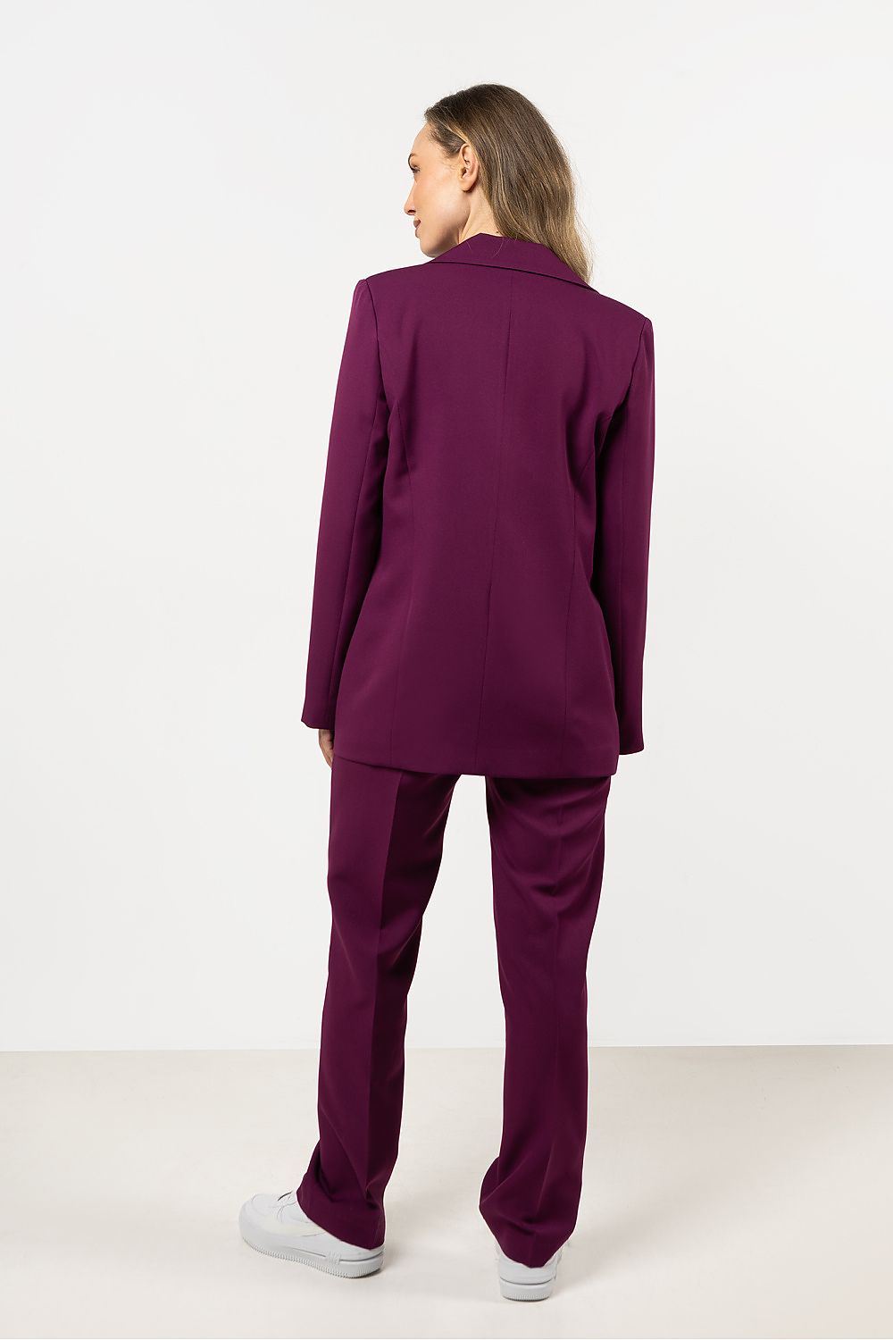 Pantaloni da donna model 212220 awama